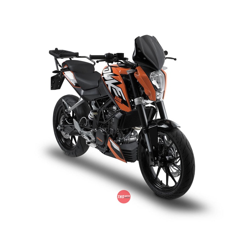 Givi Universal Screen Black 29X28.5cm (Needs Specific Fitting Kit)
